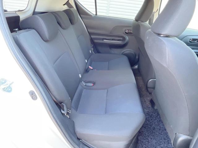 アクア S 純正ナビ バックカメラ 禁煙車 ETC Bluetooth スマートキー オートライト バニティーミラー シートリフター ヘッドライトレベライザー リアプライバシーガラス リアワイパー(8枚目)