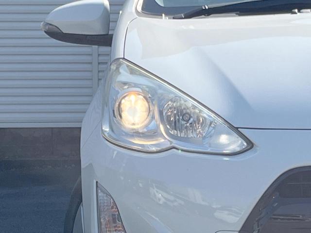 アクア S 純正ナビ バックカメラ 禁煙車 ETC Bluetooth スマートキー オートライト バニティーミラー シートリフター ヘッドライトレベライザー リアプライバシーガラス リアワイパー(11枚目)