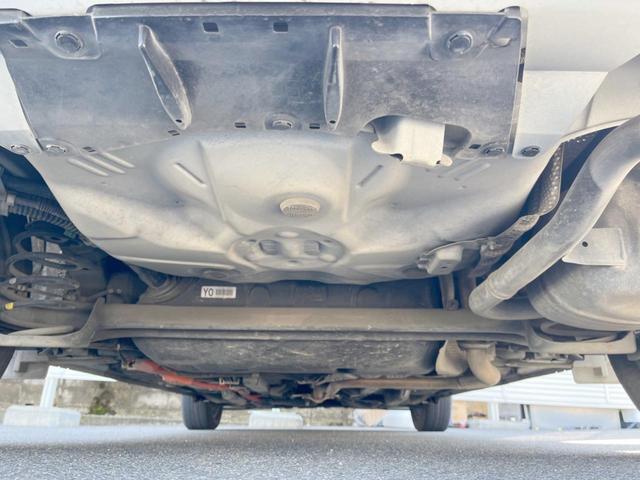 アクア S 純正ナビ バックカメラ 禁煙車 ETC Bluetooth スマートキー オートライト バニティーミラー シートリフター ヘッドライトレベライザー リアプライバシーガラス リアワイパー(17枚目)