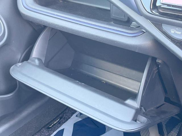 アクア S 純正ナビ バックカメラ 禁煙車 ETC Bluetooth スマートキー オートライト バニティーミラー シートリフター ヘッドライトレベライザー リアプライバシーガラス リアワイパー(31枚目)