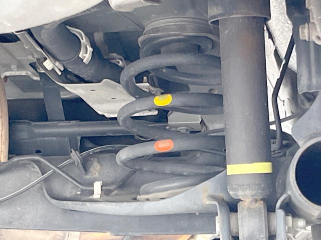 セレナ ハイウェイスター　ＶセレクションＩＩ　純正９インチナビ　純正１０インチフリップダウンモニター　ハンズフリー両側電動スライドドア　エマージェンシーブレーキ　バックカメラ　ＥＴＣ　Ｂｌｕｅｔｏｏｔｈ　ＬＥＤヘッドライト（20枚目）