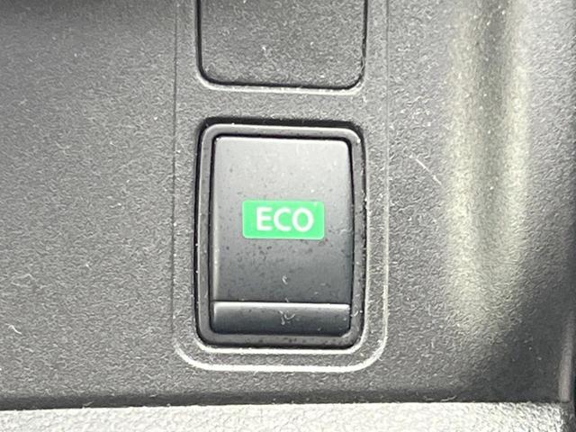 セレナ ハイウェイスター　ＶセレクションＩＩ　純正９インチナビ　純正１０インチフリップダウンモニター　ハンズフリー両側電動スライドドア　エマージェンシーブレーキ　バックカメラ　ＥＴＣ　Ｂｌｕｅｔｏｏｔｈ　ＬＥＤヘッドライト（36枚目）