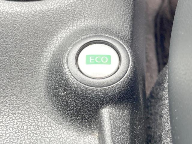 ノート メダリスト　純正ナビ　アラウンドビューモニター　ＥＴＣ　インテリジェントキー　プッシュエンジンスターター　ハーフレザーシート　オートライト　オートエアコン　アイドリングストップ（27枚目）