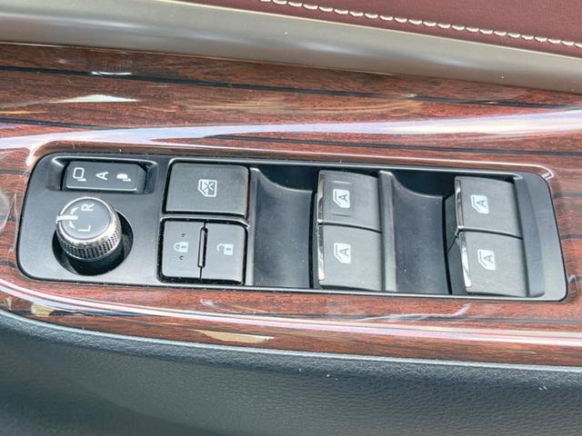 ハリアー プレミアム 純正9インチナビ バックカメラ クルーズコントロール パワーバックドア ETC Bluetooth LEDヘッド&LEDフォグライト 純正18インチアルミホイール(33枚目)