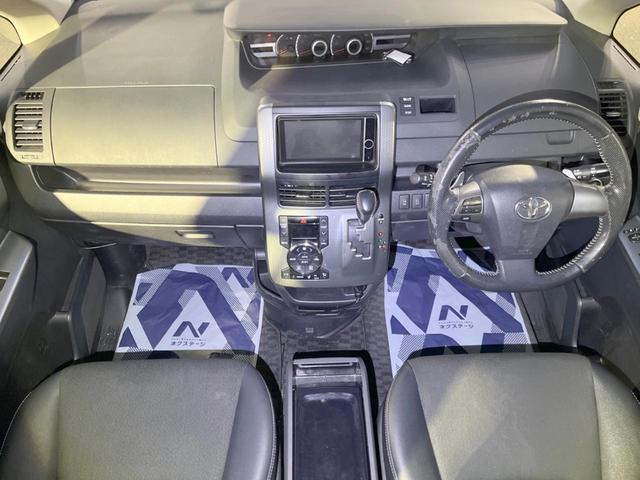 ヴォクシー ＺＳ　煌Ｚ　純正ナビ　１０インチアルパインフリップダウンモニター　両側電動スライドドア　バックカメラ　ＥＴＣ　ＨＩＤヘッドライト　純正１６インチアルミホイール　スマートエントリー（2枚目）