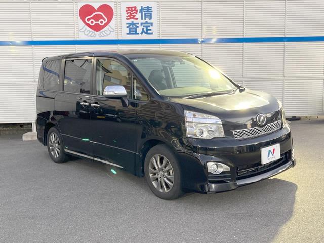 ヴォクシー ＺＳ　煌Ｚ　純正ナビ　１０インチアルパインフリップダウンモニター　両側電動スライドドア　バックカメラ　ＥＴＣ　ＨＩＤヘッドライト　純正１６インチアルミホイール　スマートエントリー（16枚目）