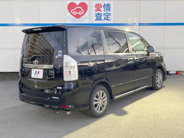 ヴォクシー ＺＳ　煌Ｚ　純正ナビ　１０インチアルパインフリップダウンモニター　両側電動スライドドア　バックカメラ　ＥＴＣ　ＨＩＤヘッドライト　純正１６インチアルミホイール　スマートエントリー（17枚目）