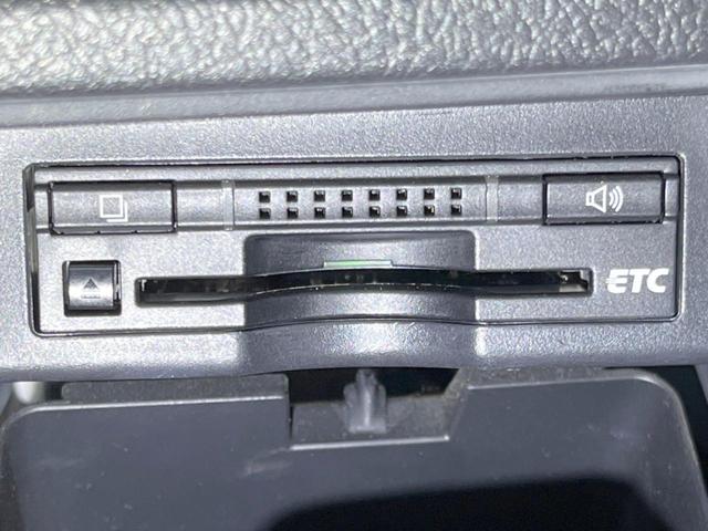 ヴォクシー ＺＳ　煌Ｚ　純正ナビ　１０インチアルパインフリップダウンモニター　両側電動スライドドア　バックカメラ　ＥＴＣ　ＨＩＤヘッドライト　純正１６インチアルミホイール　スマートエントリー（25枚目）