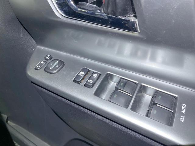 ヴォクシー ＺＳ　煌Ｚ　純正ナビ　１０インチアルパインフリップダウンモニター　両側電動スライドドア　バックカメラ　ＥＴＣ　ＨＩＤヘッドライト　純正１６インチアルミホイール　スマートエントリー（34枚目）