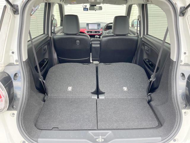後席を格納すると、これだけの広さが！シーンに合わせたシートアレンジで、大きな荷物も積むことが出来ます♪