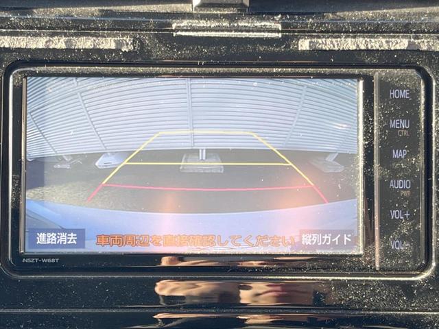 プリウス Ｓツーリングセレクション　純正ナビ　プリクラッシュセーフティ　レーダークルーズコントロール　バックカメラ　ＥＴＣ　Ｂｌｕｅｔｏｏｔｈ　ＬＥＤヘッド＆ＬＥＤフォグライト　純正１７インチアルミホイール（4枚目）