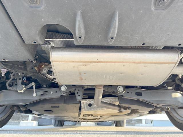 プリウス Ｓツーリングセレクション　純正ナビ　プリクラッシュセーフティ　レーダークルーズコントロール　バックカメラ　ＥＴＣ　Ｂｌｕｅｔｏｏｔｈ　ＬＥＤヘッド＆ＬＥＤフォグライト　純正１７インチアルミホイール（19枚目）