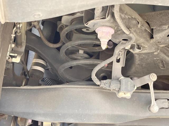 プリウス Ｓツーリングセレクション　純正ナビ　プリクラッシュセーフティ　レーダークルーズコントロール　バックカメラ　ＥＴＣ　Ｂｌｕｅｔｏｏｔｈ　ＬＥＤヘッド＆ＬＥＤフォグライト　純正１７インチアルミホイール（20枚目）