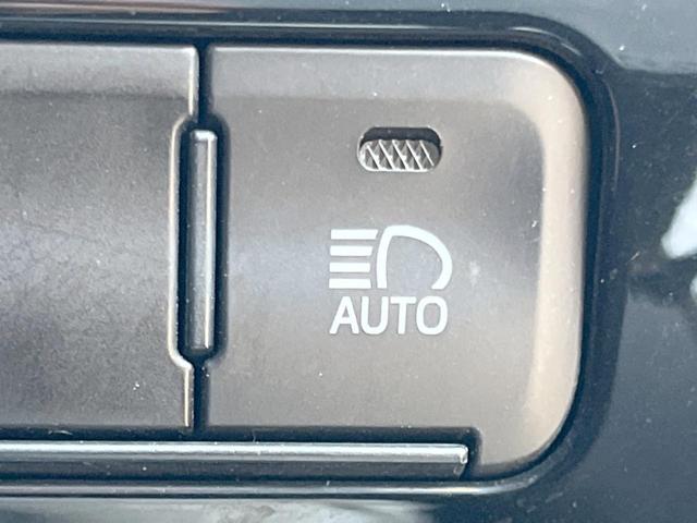 プリウス Ｓツーリングセレクション　純正ナビ　プリクラッシュセーフティ　レーダークルーズコントロール　バックカメラ　ＥＴＣ　Ｂｌｕｅｔｏｏｔｈ　ＬＥＤヘッド＆ＬＥＤフォグライト　純正１７インチアルミホイール（31枚目）