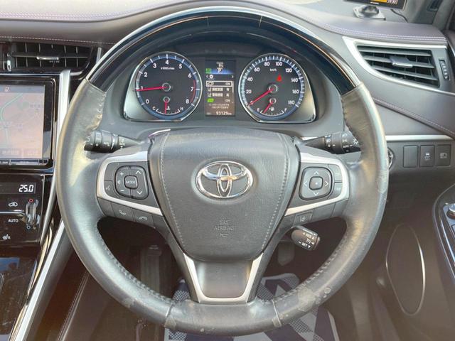 ハリアー プレミアム　スタイルモーヴ　ムーンルーフ　純正９インチナビ　パワーバックドア　クルーズコントロール　バックカメラ　ＥＴＣ　Ｂｌｕｅｔｏｏｔｈ　ＬＥＤヘッド＆ＬＥＤフォグライト　純正１８インチアルミホイール（11枚目）