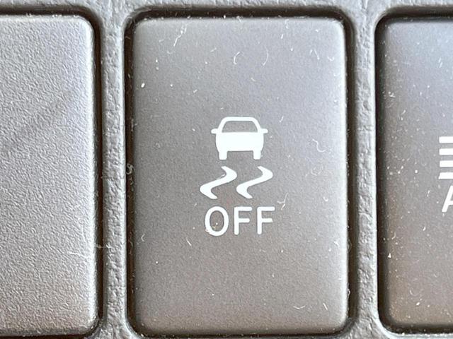 ハリアー プレミアム　スタイルモーヴ　ムーンルーフ　純正９インチナビ　パワーバックドア　クルーズコントロール　バックカメラ　ＥＴＣ　Ｂｌｕｅｔｏｏｔｈ　ＬＥＤヘッド＆ＬＥＤフォグライト　純正１８インチアルミホイール（32枚目）