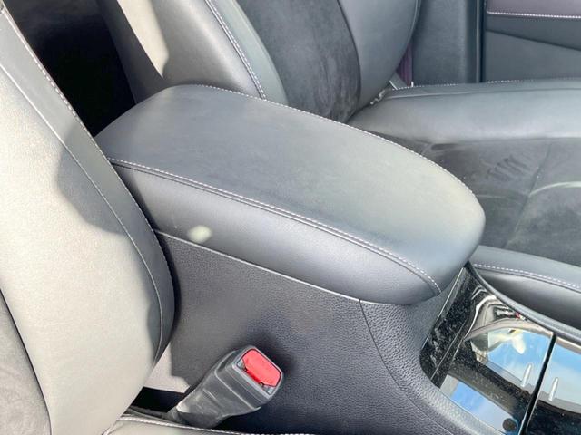 ハリアー プレミアム　スタイルモーヴ　ムーンルーフ　純正９インチナビ　パワーバックドア　クルーズコントロール　バックカメラ　ＥＴＣ　Ｂｌｕｅｔｏｏｔｈ　ＬＥＤヘッド＆ＬＥＤフォグライト　純正１８インチアルミホイール（36枚目）