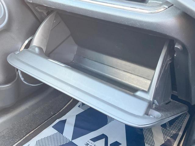 アクア G G’s 純正ナビ クルーズコントロール バックカメラ ETC Bluetooth LEDヘッド&LEDフォグライト 純正17インチアルミホイール スマートエントリー シートヒーター(38枚目)