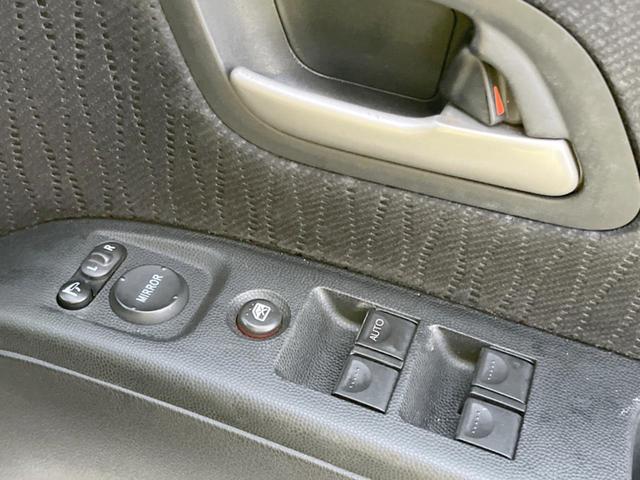 ゼストスパーク Ｗターボ　ケンウッドナビ　バックカメラ　ＥＴＣ　ＨＩＤヘッドライト　純正１４インチアルミホイール　スマートキーシステム　革巻きステアリング　オートエアコン　バニティミラー　プライバシーガラス（28枚目）