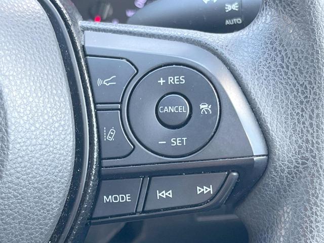 ＲＡＶ４ Ｘ　純正ナビ　セーフティセンス　レーダークルーズコントロール　ブラインドスポットモニター　ＥＴＣ　Ｂｌｕｅｔｏｏｔｈ　ＬＥＤヘッドライト　純正１７インチアルミホイール　スマートキー（6枚目）