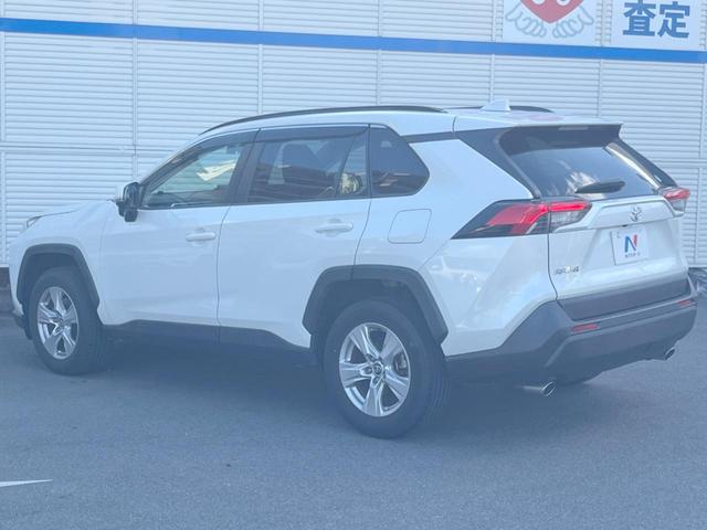 ＲＡＶ４ Ｘ　純正ナビ　セーフティセンス　レーダークルーズコントロール　ブラインドスポットモニター　ＥＴＣ　Ｂｌｕｅｔｏｏｔｈ　ＬＥＤヘッドライト　純正１７インチアルミホイール　スマートキー（41枚目）