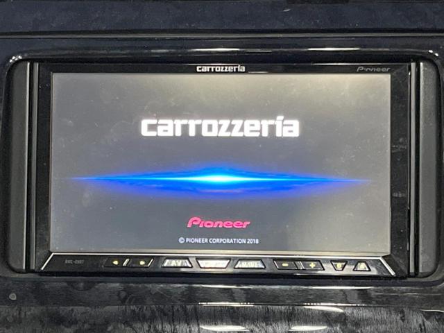 プリウス Ｓ　カロッツェリアナビ　クルーズコントロール　ＥＴＣ　Ｂｌｕｅｔｏｏｔｈ　純正１５インチアルミホイール　オートライト　オートエアコン　スマートエントリー　バニティミラー　フロントフォグ（3枚目）