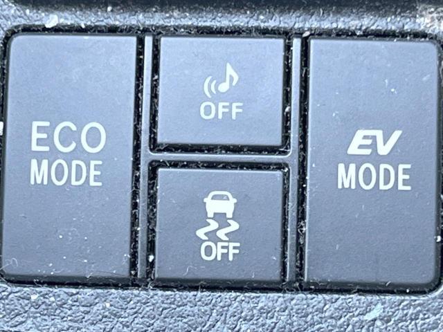 �y�h���C�u���[�h�Z���N�g�z�R���t�H�[�g�ȏ�薡����X�|�[�e�B�ȏ�薡�܂ŃX�C�b�`��Ő؂�ւ��\�B�V�[����C���ɍ��킹�����[�h��I�ׂ΁A�����̃h���C�u������w�y�����Ȃ�܂���