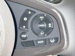 �ڥ����ץƥ��֥��롼������ȥ�����۹�®ƻϩ�Ǥ�Ĺ��Υ���Ԥ��ڤˡ�����ư��®�٤��ݤĥ��롼������ȥ����뤬�����ͷڸ������ƥ��Ϣ�Ȥ��������μ�ξ���Τ��Ƽִ֤��ݤĤ褦��®��Ĵ�ᤷ�Ƥ���ޤ����� 7