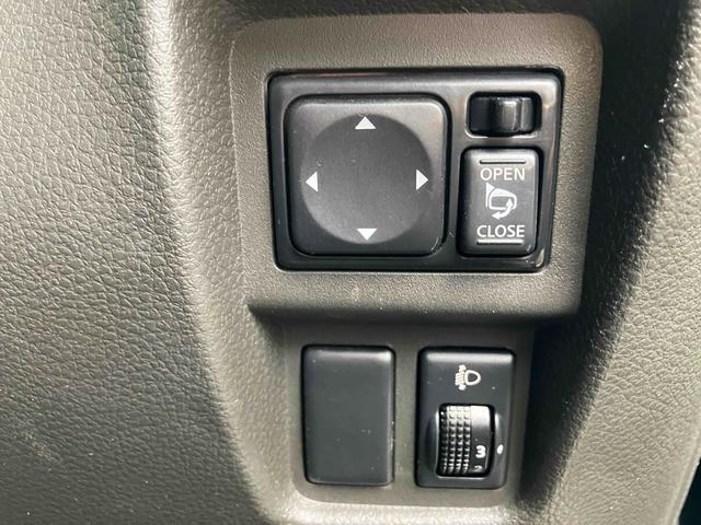キューブ １５Ｘ　インディゴ＋プラズマ　ＥＴＣ　バックカメラ　ナビ　ＴＶ　ＨＩＤ　スマートキー　電動格納ミラー　ベンチシート　ＣＶＴ　アルミホイール　ミュージックプレイヤー接続可　Ｂｌｕｅｔｏｏｔｈ　盗難防止システム　衝突安全ボディ　ＡＢＳ（11枚目）