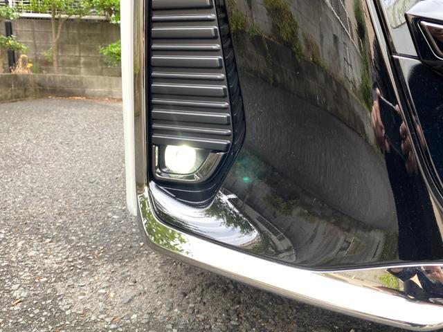 ヴェルファイア Ｚ　プレミア　Ｚプレミア　改良モデル　内装ブラウン　１３．２後席モニター　ユニバーサルステップ　左右独立ムーンルーフ　パノラミックビューモニター　デジタルインナーミラー　ブラインドスポットモニター　両側電動スライド（10枚目）