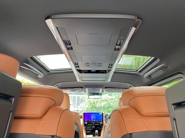 ヴェルファイア Ｚ　プレミア　Ｚプレミア　改良モデル　内装ブラウン　１３．２後席モニター　ユニバーサルステップ　左右独立ムーンルーフ　パノラミックビューモニター　デジタルインナーミラー　ブラインドスポットモニター　両側電動スライド（15枚目）