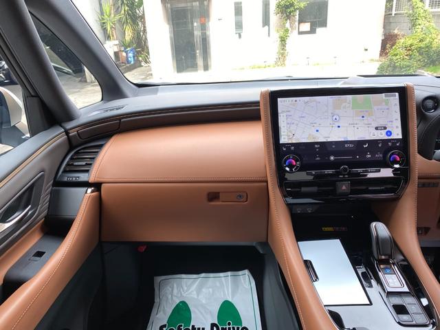 ヴェルファイア Ｚ　プレミア　Ｚプレミア　改良モデル　内装ブラウン　１３．２後席モニター　ユニバーサルステップ　左右独立ムーンルーフ　パノラミックビューモニター　デジタルインナーミラー　ブラインドスポットモニター　両側電動スライド（17枚目）