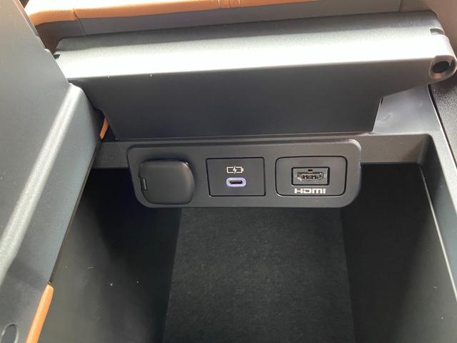 ヴェルファイア Ｚ　プレミア　Ｚプレミア　改良モデル　内装ブラウン　１３．２後席モニター　ユニバーサルステップ　左右独立ムーンルーフ　パノラミックビューモニター　デジタルインナーミラー　ブラインドスポットモニター　両側電動スライド（39枚目）