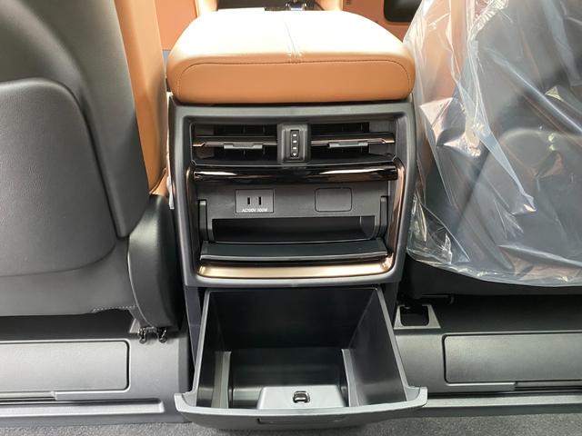 ヴェルファイア Ｚ　プレミア　Ｚプレミア　改良モデル　内装ブラウン　１３．２後席モニター　ユニバーサルステップ　左右独立ムーンルーフ　パノラミックビューモニター　デジタルインナーミラー　ブラインドスポットモニター　両側電動スライド（45枚目）