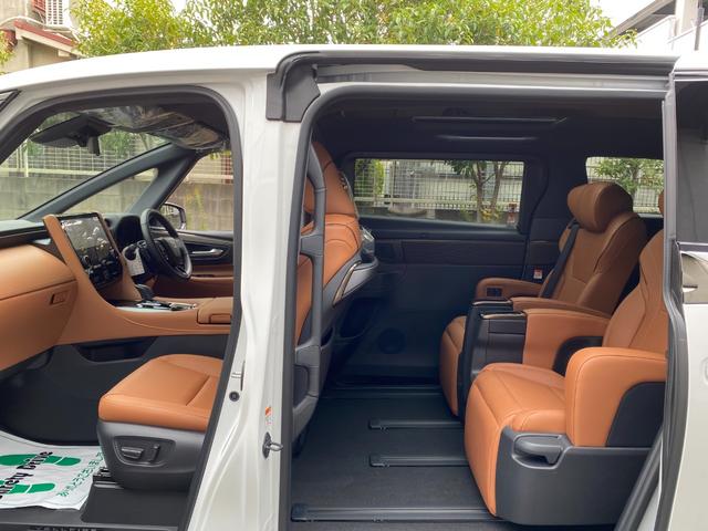 ヴェルファイア Ｚ　プレミア　Ｚプレミア　改良モデル　内装ブラウン　１３．２後席モニター　ユニバーサルステップ　左右独立ムーンルーフ　パノラミックビューモニター　デジタルインナーミラー　ブラインドスポットモニター　両側電動スライド（54枚目）