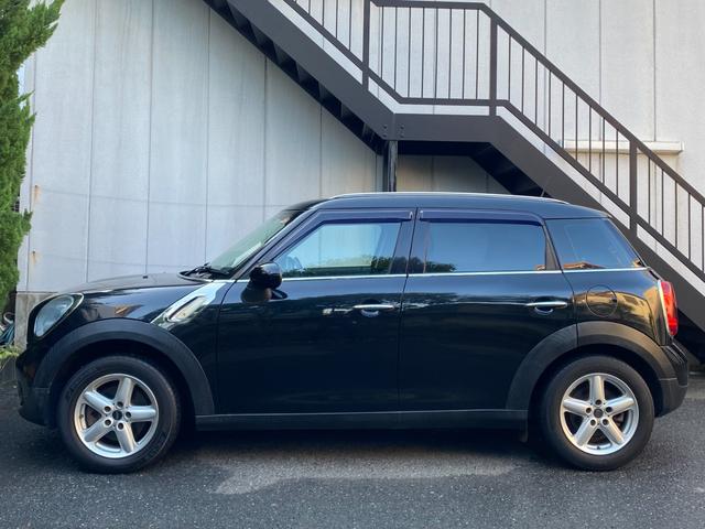 ガラスコーティングやご希望のカスタムやアドバイスなど行っております。プロの業者による施工です。ご安心の上、お気軽にご相談ください。自動車保険（あいおいニッセイ同和）の代理店です。