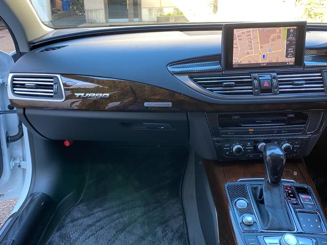 A7スポーツバック 2.0TFSIクワトロ 後期型 黒革 HDDナビ/DTV/Bカメラ/Bluetooth マトリックスLED 車高調 20AW イエローキャリパー 可変バルブ付/デュアルマフラー パワーテールゲート 可変リアウイング BSM(18枚目)