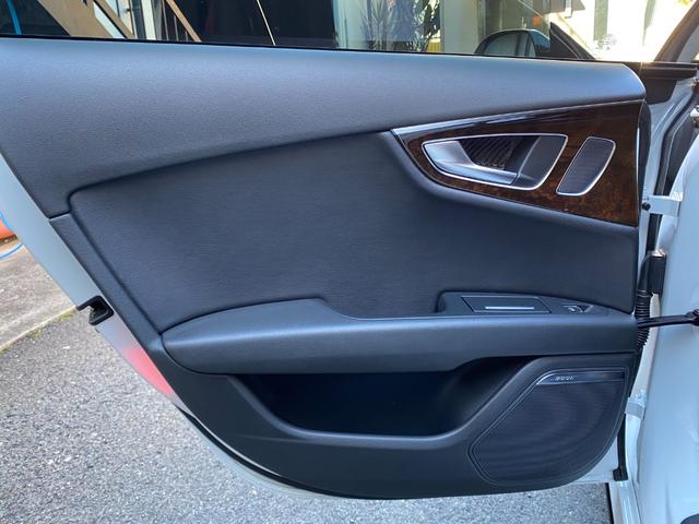 A7スポーツバック 2.0TFSIクワトロ 後期型 黒革 HDDナビ/DTV/Bカメラ/Bluetooth マトリックスLED 車高調 20AW イエローキャリパー 可変バルブ付/デュアルマフラー パワーテールゲート 可変リアウイング BSM(50枚目)