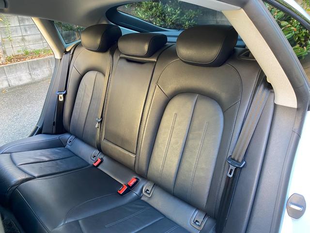 A7スポーツバック 2.0TFSIクワトロ 後期型 黒革 HDDナビ/DTV/Bカメラ/Bluetooth マトリックスLED 車高調 20AW イエローキャリパー 可変バルブ付/デュアルマフラー パワーテールゲート 可変リアウイング BSM(54枚目)