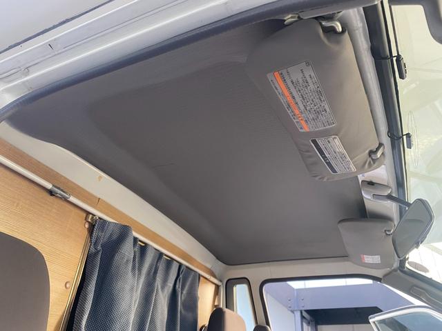 タウンエーストラック アウトドアJr 4WDキャンピング SHARP冷暖房ルームエアコン HONDA発電機 EU28is 冷蔵庫(46L) オーブンレンジ 後席10型モニター バッテリーチャージャー サブバッテリー HDDナビ/DTV/Bカメラ/ETC(23枚目)