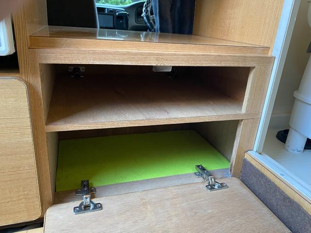 タウンエーストラック アウトドアJr 4WDキャンピング SHARP冷暖房ルームエアコン HONDA発電機 EU28is 冷蔵庫(46L) オーブンレンジ 後席10型モニター バッテリーチャージャー サブバッテリー HDDナビ/DTV/Bカメラ/ETC(34枚目)