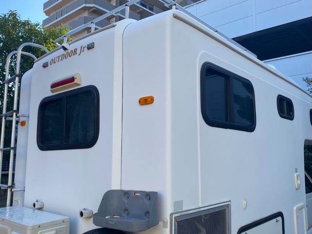 タウンエーストラック アウトドアJr 4WDキャンピング SHARP冷暖房ルームエアコン HONDA発電機 EU28is 冷蔵庫(46L) オーブンレンジ 後席10型モニター バッテリーチャージャー サブバッテリー HDDナビ/DTV/Bカメラ/ETC(60枚目)