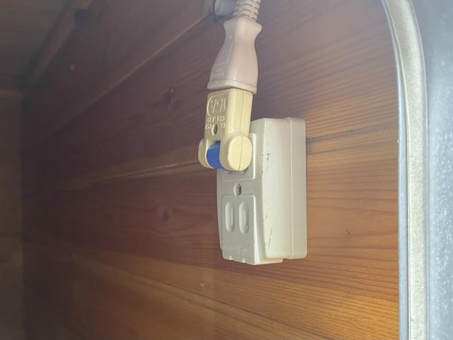 タウンエーストラック アウトドアJr 4WDキャンピング SHARP冷暖房ルームエアコン HONDA発電機 EU28is 冷蔵庫(46L) オーブンレンジ 後席10型モニター バッテリーチャージャー サブバッテリー HDDナビ/DTV/Bカメラ/ETC(75枚目)