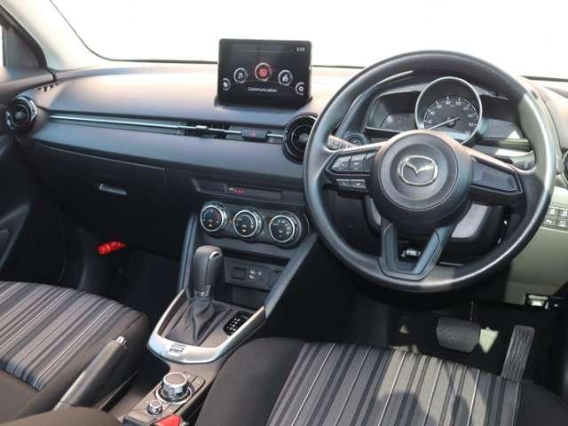 MAZDA2 1.5 15S スマート エディション マツダ認定中古車 8inchモニター 衝突被害(3枚目)