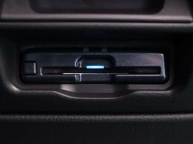 ＣＸ－３０ ２．０　２０Ｓ　プロアクティブ　ツーリングセレクション　マツダ認定中古車　衝突被害軽減ブレーキ　コ（11枚目）