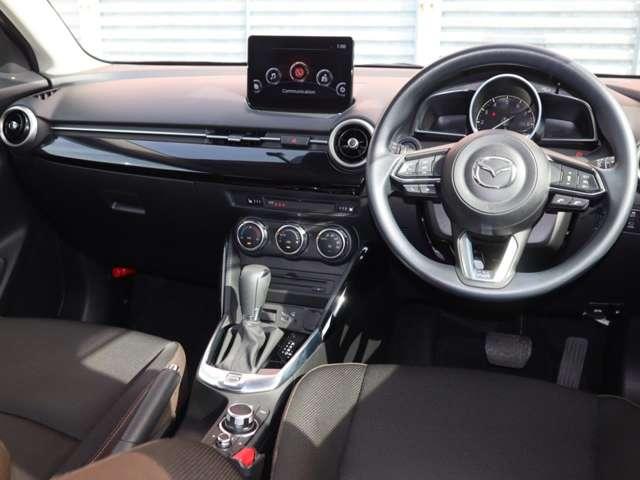 ＭＡＺＤＡ２ １．５　１５Ｓ　ブラック　トーン　エディション　マツダ認定中古車　衝突被害軽減ブレーキ　３６（3枚目）