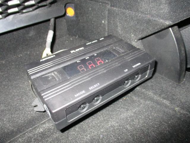 ＬＳ ＬＳ４６０　バージョンＣ　Ｉパッケージ　ＬＳ中期モデル　新車整備点検記録簿　三連ＬＳ６００ｈヘッドライト　ＢＬＡＣＫレザー電動サンルーフ　ナビＴＶ　バックモニターパワーシート　シートエアコン＆ヒーター室内＆ナンバーＬＥＤ（22枚目）