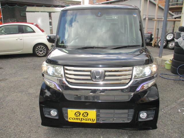 N-BOXカスタム G ターボSSパッケージ 新車ワンオーナ車両 上級グレード ターボ車両 純正フルエアロ 左右両側電動パワースライドドア クルーズコントロール 純正7インチナビ TV Bluetooth バックモニターパドルシフト LED レザ(3枚目)