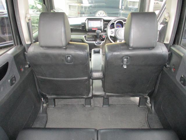 N-BOXカスタム G ターボSSパッケージ 新車ワンオーナ車両 上級グレード ターボ車両 純正フルエアロ 左右両側電動パワースライドドア クルーズコントロール 純正7インチナビ TV Bluetooth バックモニターパドルシフト LED レザ(16枚目)