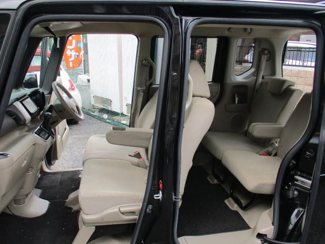 N-BOX G・Lパッケージ ディーラー下取り車両 新車整備点検記録簿 車検令和9年8月迄 電動パワースライドドア オートクロージャードア KENWOOD社SDナビ 地デジ ステアマチック ECON 社外アルミ(17枚目)